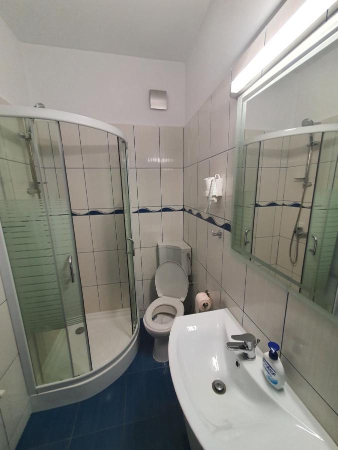 Vila Dumitrana Bagian luar foto