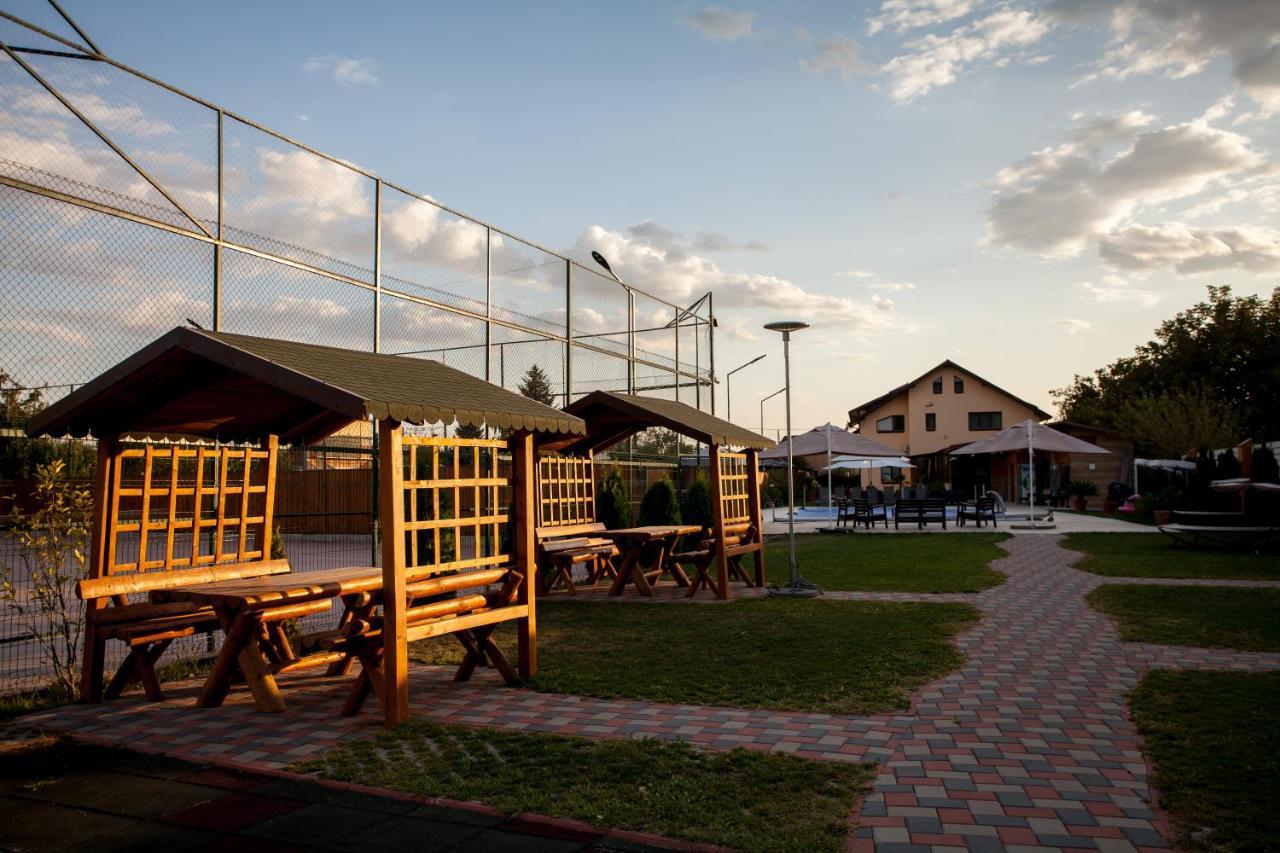 Vila Dumitrana Bagian luar foto
